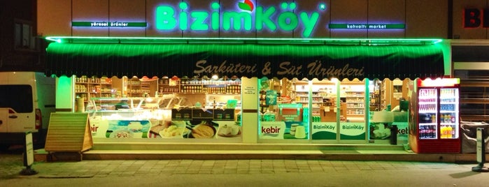 Bizimköy Kahvaltı Market is one of Lugares favoritos de Emrah.