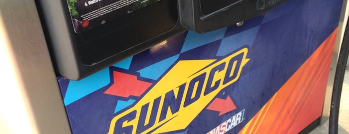 APlus at Sunoco is one of Jaredさんのお気に入りスポット.