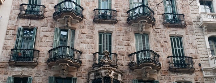 Casa Calvet is one of Barcelona.