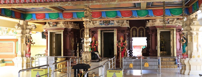 Arulmigu Rajamariamman Devasthanam Temple is one of shalini.