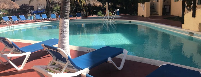 Cancun Clipper Club is one of Cancun.