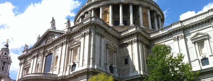 St Paul's Cathedral is one of Cultural highlights.