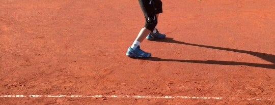 Tempo Tennis Praha is one of Lugares favoritos de Christoph.