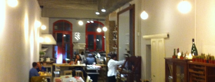 La Biblioteca Gourmande is one of Coffee and Cafes in Barca.