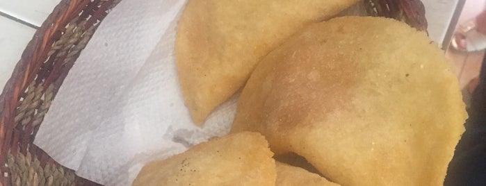 D`Lonora Empanadas is one of Dario’s Liked Places.
