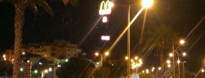 McDonald's is one of Orte, die Kevin gefallen.