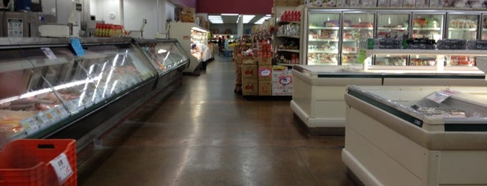 Dun Huang Supermarket 敦煌超級市場 is one of Houston.