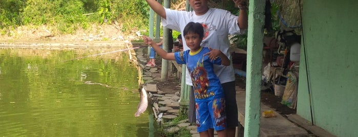 Kolam Pancing & Lesehan Pak Sukardi is one of Fishing Ponds.