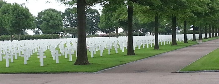 Netherlands American Cemetery and Memorial is one of Vakantie te doen.