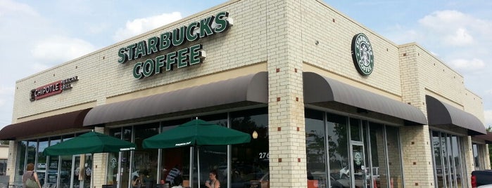 Starbucks is one of Orte, die Derrick gefallen.