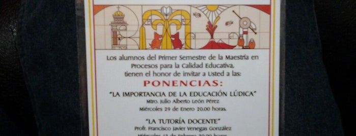 Centro Colimense de Investigaciones Educativas is one of Lugares favoritos de Sarah.