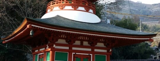Jison-in is one of 多宝塔 / Two Storied Pagoda in Japan.