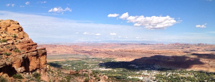 Moab Rim Trail is one of Tempat yang Disukai christopher.