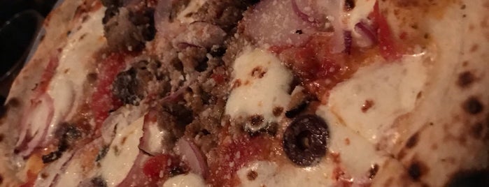 Pizza Bruno is one of Lisa : понравившиеся места.
