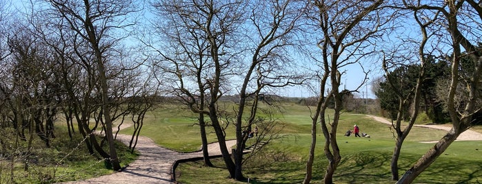 Royal Ostend Golf Club is one of Golf in Vlaanderen.