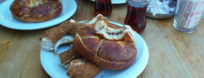 Bizim Yer Simit & Kahvaltı is one of Antalya.