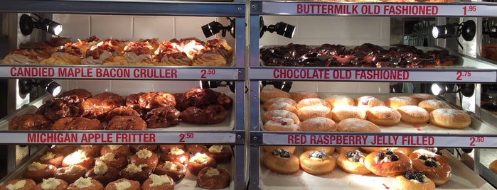 Do-Rite Donuts & Chicken is one of Posti che sono piaciuti a Chuck.