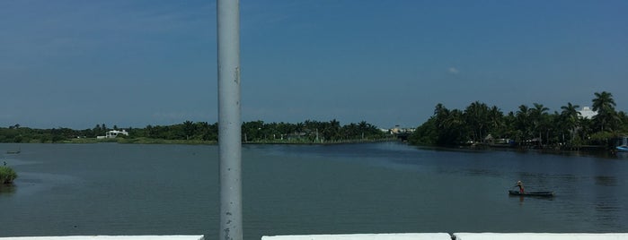 Puente Boca Del Río is one of Transporte.