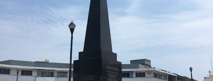 Obelisco-Altar a la Patria is one of สถานที่ที่ Rafael ถูกใจ.