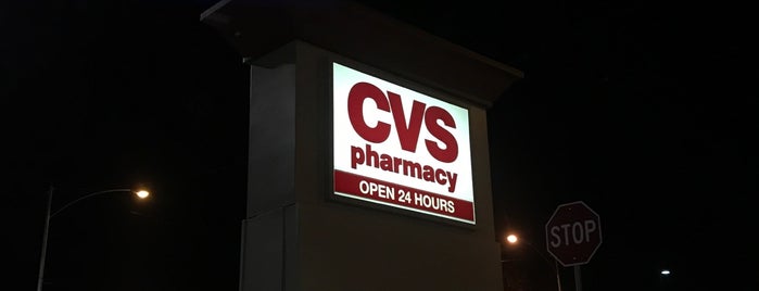 CVS pharmacy is one of Lugares que visitei.