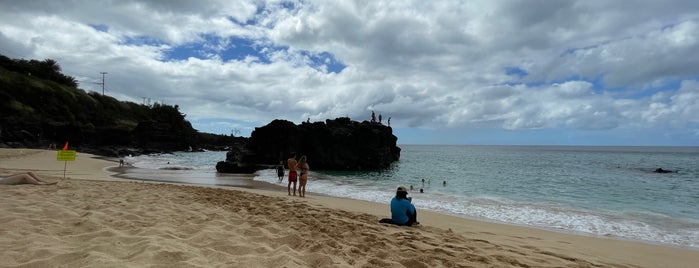 Waimea Beach Park is one of Hawaii.