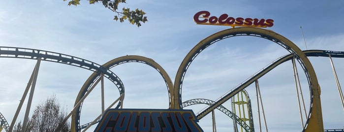 Colossus: The Fire Dragon is one of ROLLER COASTERS 3.