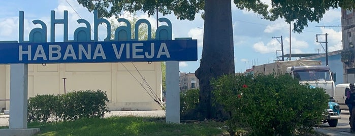 La Habana Vieja is one of Havana.