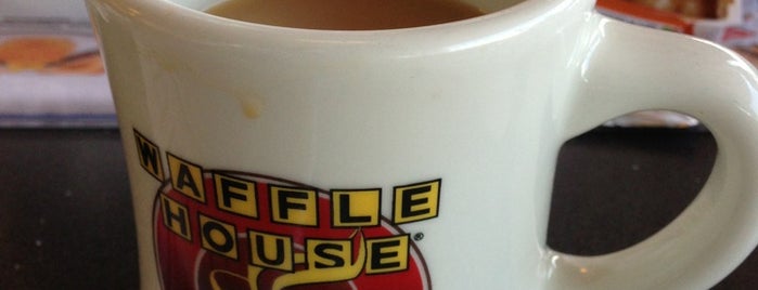 Waffle House is one of Lugares favoritos de Damiso.