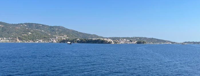 Skiathos Island is one of Gidilesi Adalar.