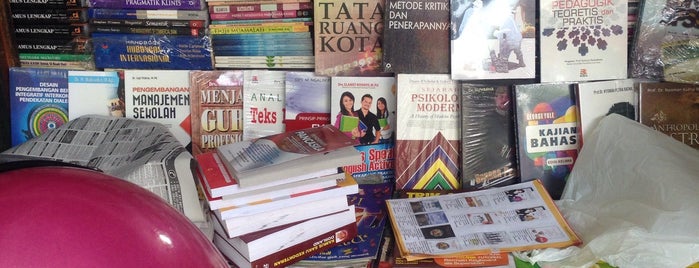 Kios Buku Terban is one of Guide to Yogyakarta's best spots.