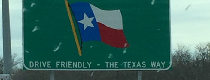 Oklahoma / Texas Border is one of M's ever-growing list of random stuff.