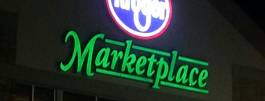 Kroger Marketplace is one of Tempat yang Disukai Seth.
