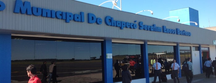 Aeroporto Municipal de Chapecó / Serafim Enoss Bertaso (XAP) is one of Aeródromos Brasileiros.
