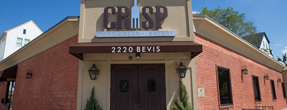 Crisp Wine-Beer-Eatery is one of Brookhollow Lunch Spots and Apre Work Drinks.