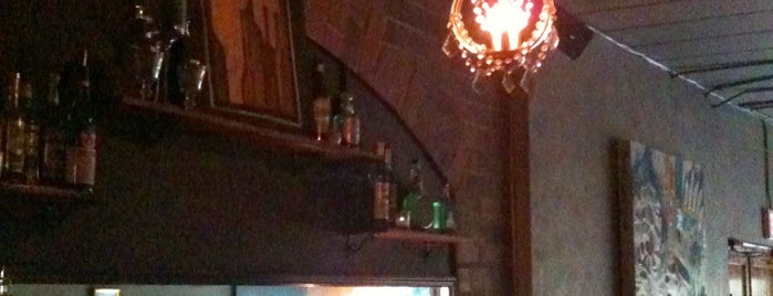 Absinthe is one of Houston late night places.