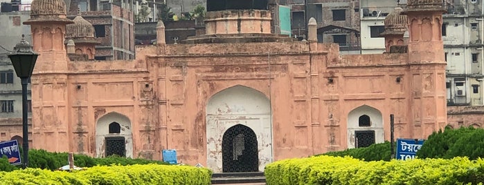 Lalbagh Fort Mosque is one of Dhaka.