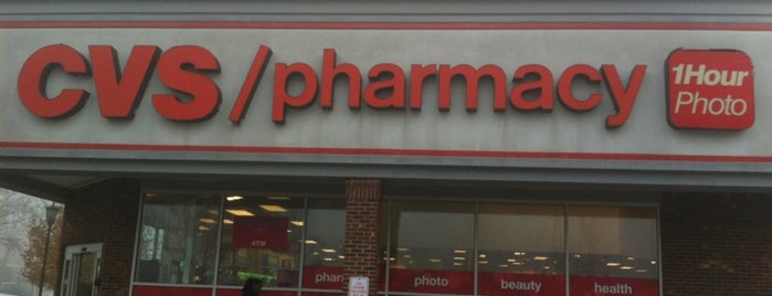 CVS pharmacy is one of Lugares favoritos de Andy.