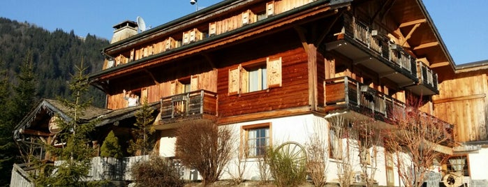 Chalet Philibert Hotel Morzine is one of Helenさんのお気に入りスポット.