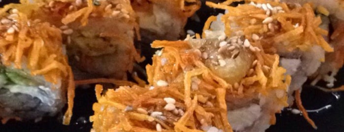 Sushi Itto is one of Lugares pa' comer rico.