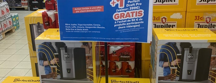 Carrefour hypermarkt is one of habituels.