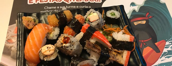 QiTemaki Sushi Lounge is one of Lugares favoritos de Cristiane.