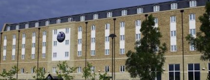 Village Hotel Bournemouth is one of สถานที่ที่ Wasya ถูกใจ.