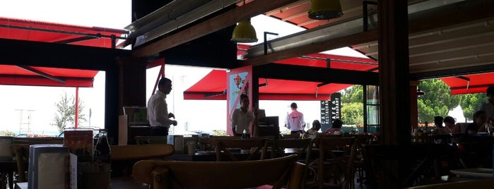 Orjin Cafe & Restaurant is one of สถานที่ที่บันทึกไว้ของ Mutlu.