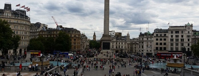 Trafalgar Square is one of London Sightseeing.