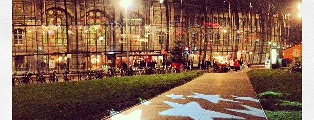 Place de la Gare is one of Jack'ın Beğendiği Mekanlar.