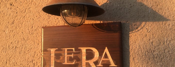 Lera Restaurante Hotel is one of สถานที่ที่บันทึกไว้ของ Carlos.