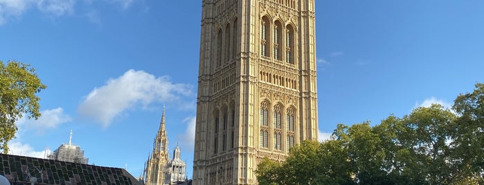 Westminster Hall is one of Tempat yang Disimpan Beril.