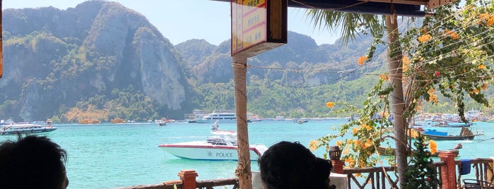 AMP'cafe is one of Ko phi phi.