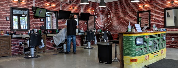 The Barbershop At Assembly Row is one of Lugares favoritos de Mike.