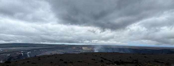 Halema'uma'u Crater is one of Kristie's Hawai'i.